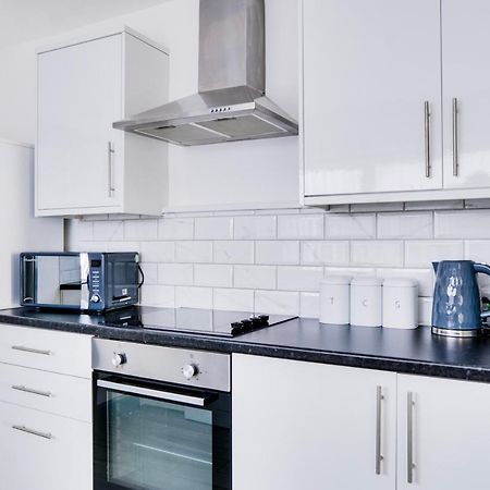 Cosy 3 Bedroom House Near Anfield Stadium Liverpool Bagian luar foto